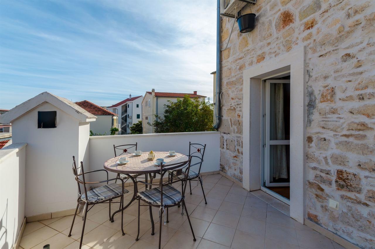פרימוסטן Apartments Renata מראה חיצוני תמונה