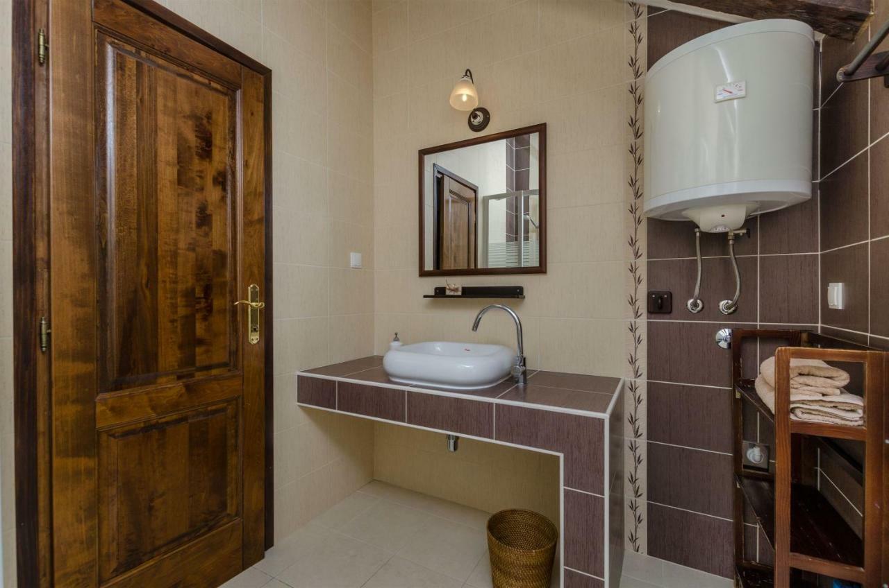 פרימוסטן Apartments Renata מראה חיצוני תמונה