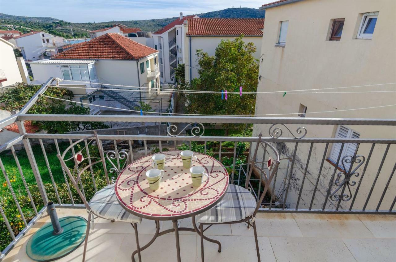 פרימוסטן Apartments Renata מראה חיצוני תמונה